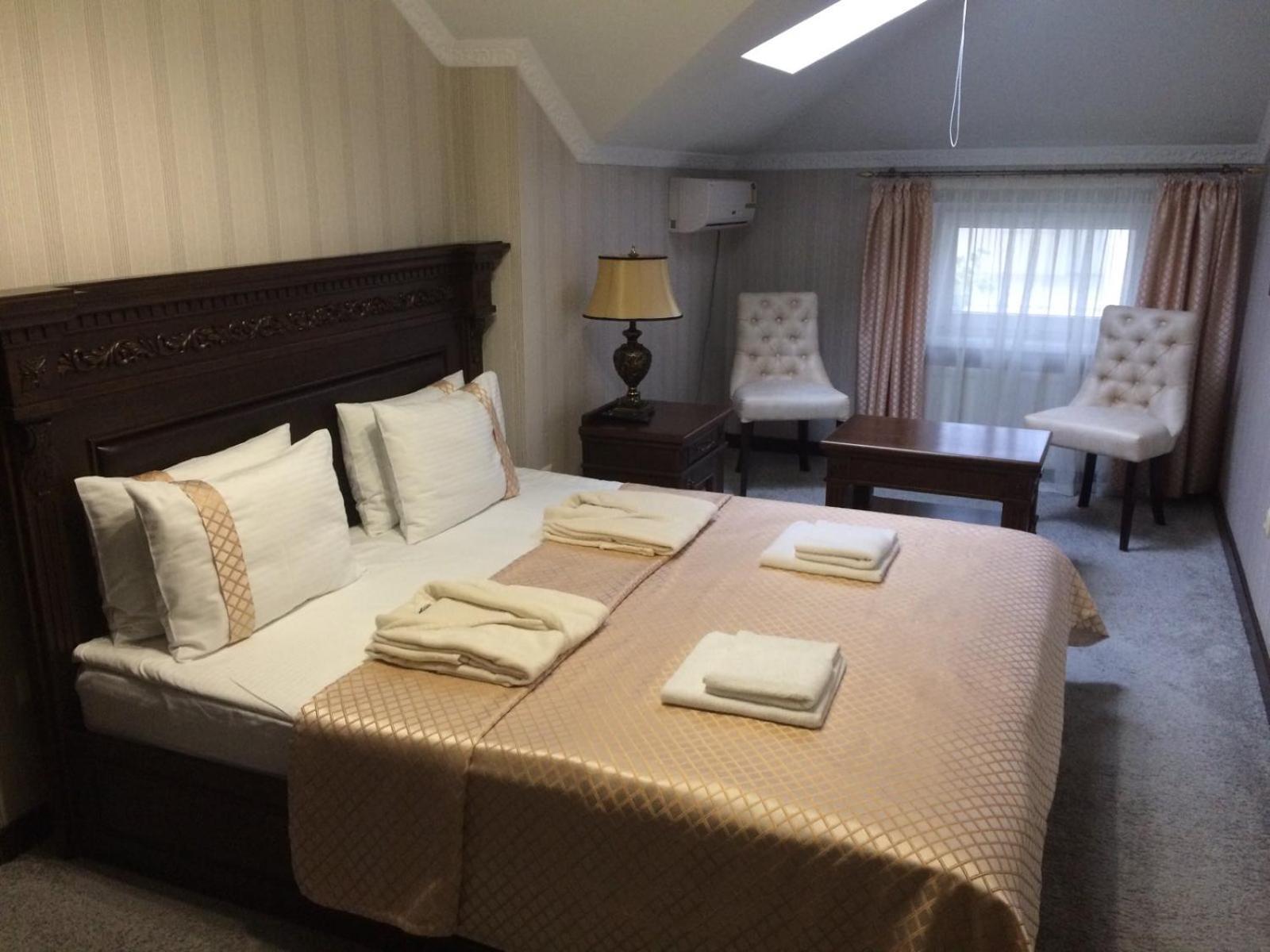 Sapsan Hotel Ternopil Quarto foto