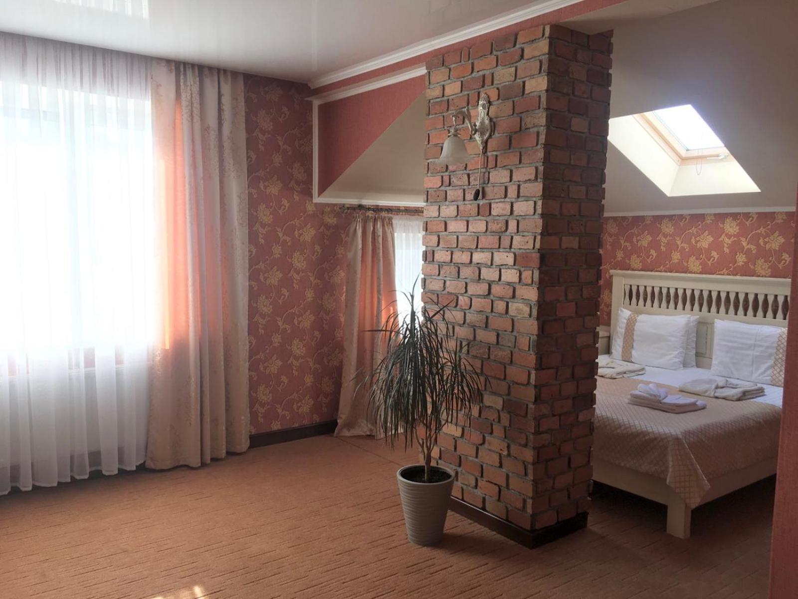 Sapsan Hotel Ternopil Quarto foto