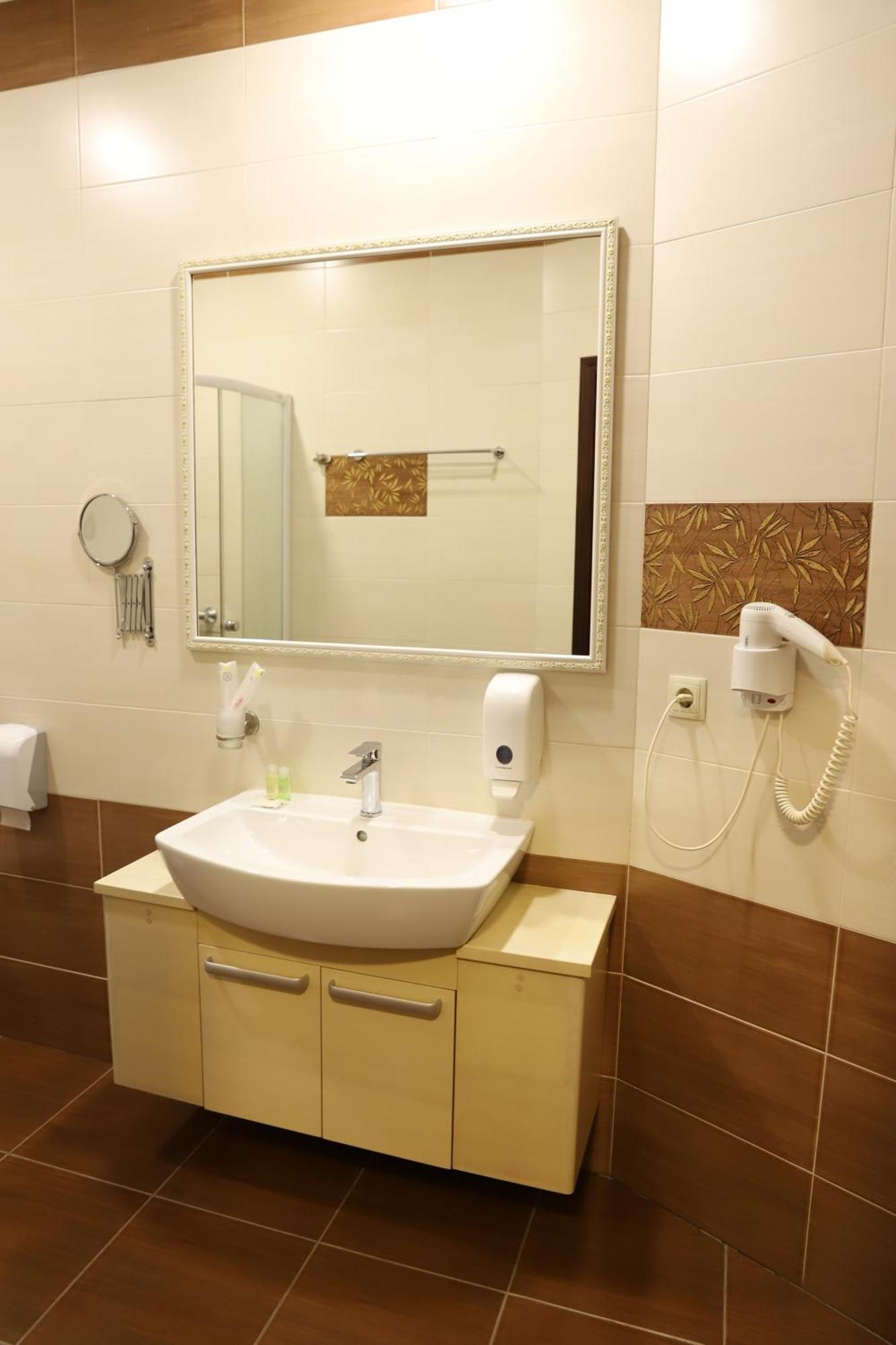 Sapsan Hotel Ternopil Exterior foto